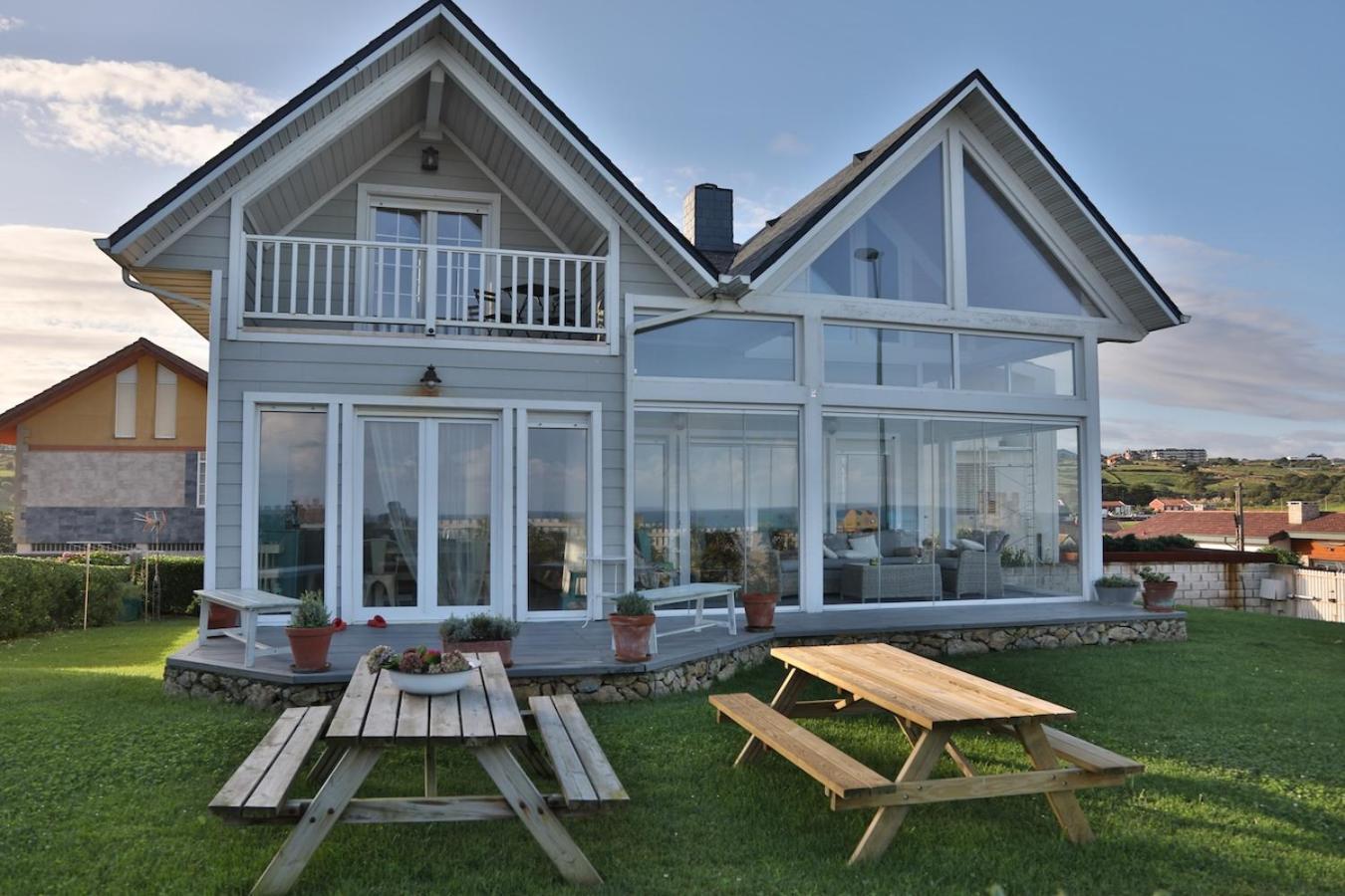 Casa La Mar Salada Villa Suances Exterior photo